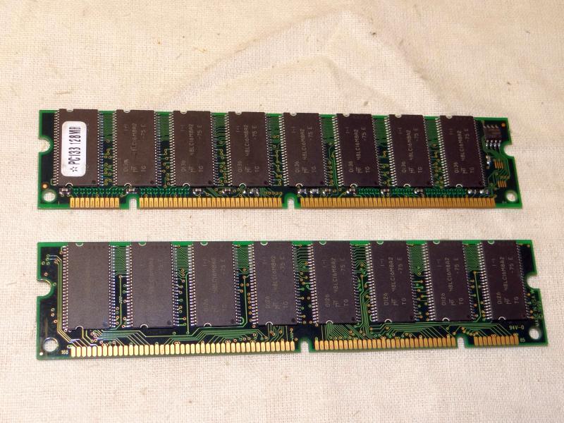 SDRAM 128MB PC133 168pin Micron Technology 48LC16M8A2